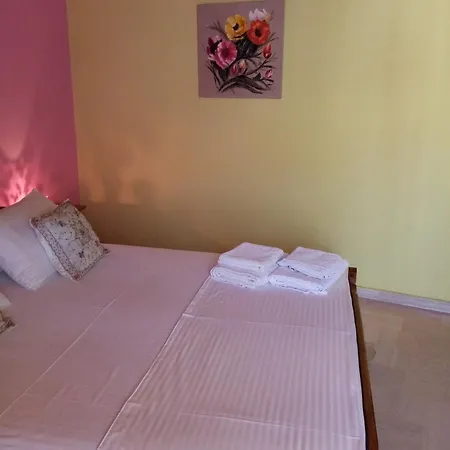 Lena Blue Sea Apartman *